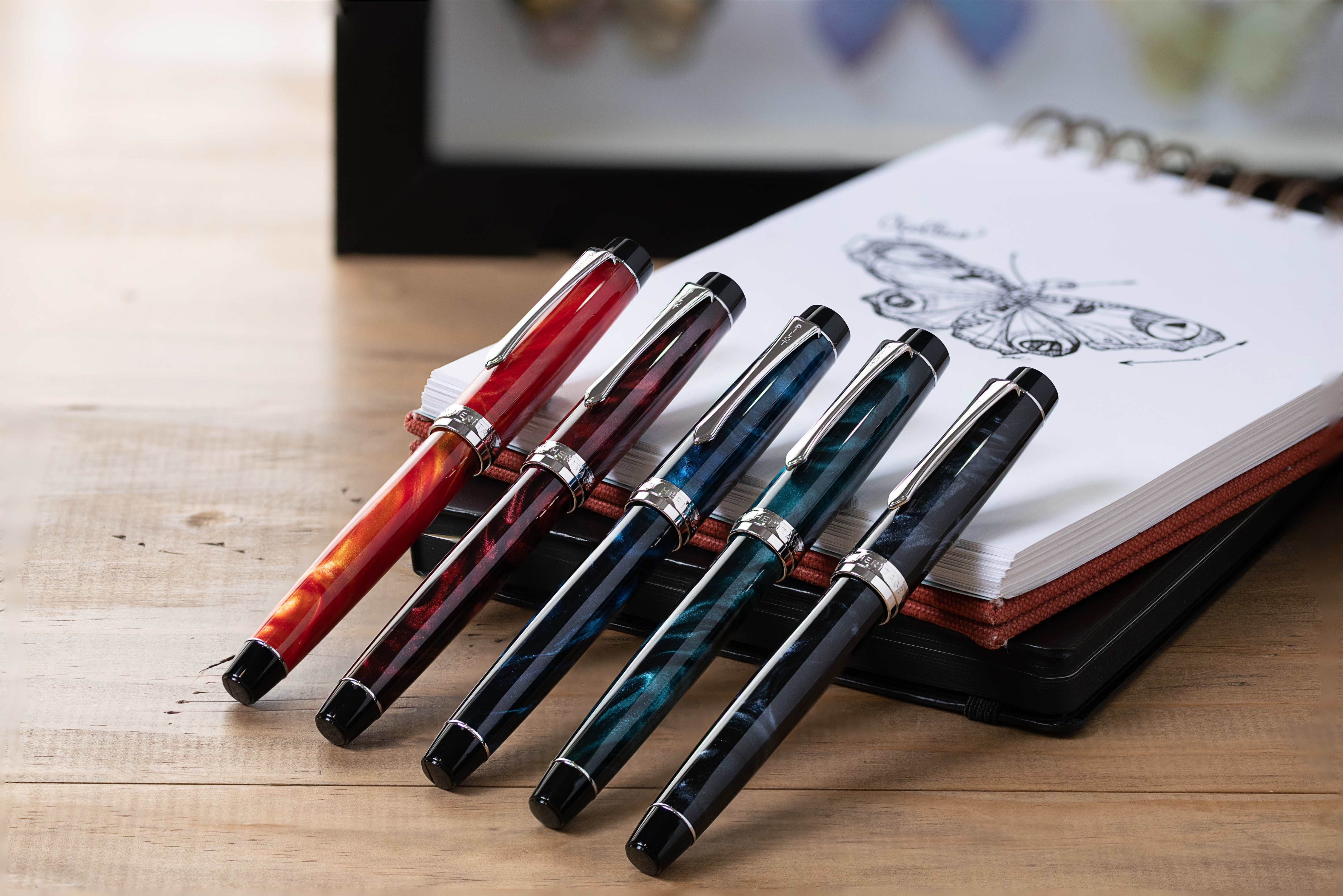 Range of Pilot's Custom Heritage luxury fountain pens in different colours