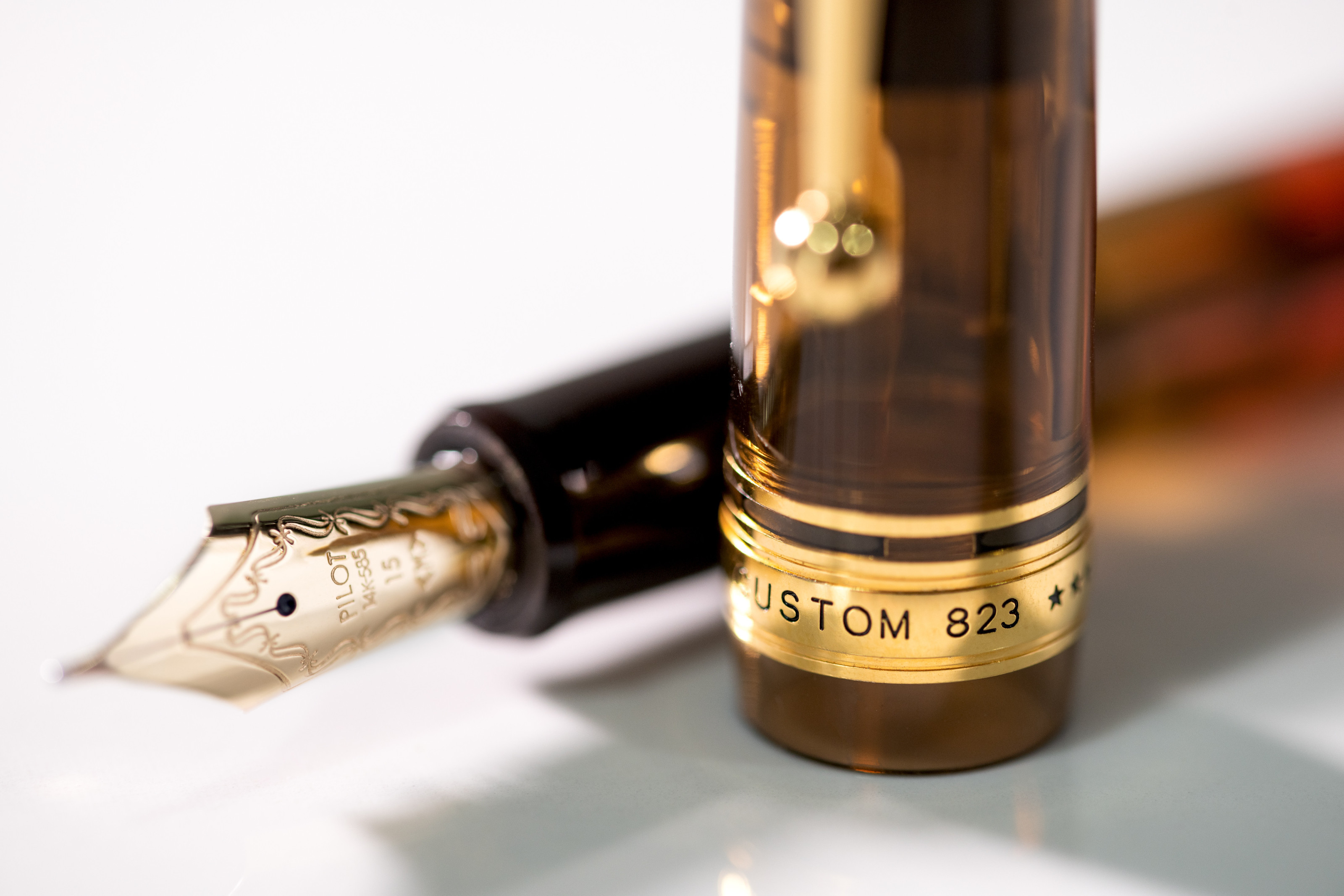 Close up of the PILOT CUSTOM 823 nib and top of the luxury fountain pen
